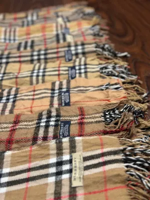 25 x BURBERRY SCARVES