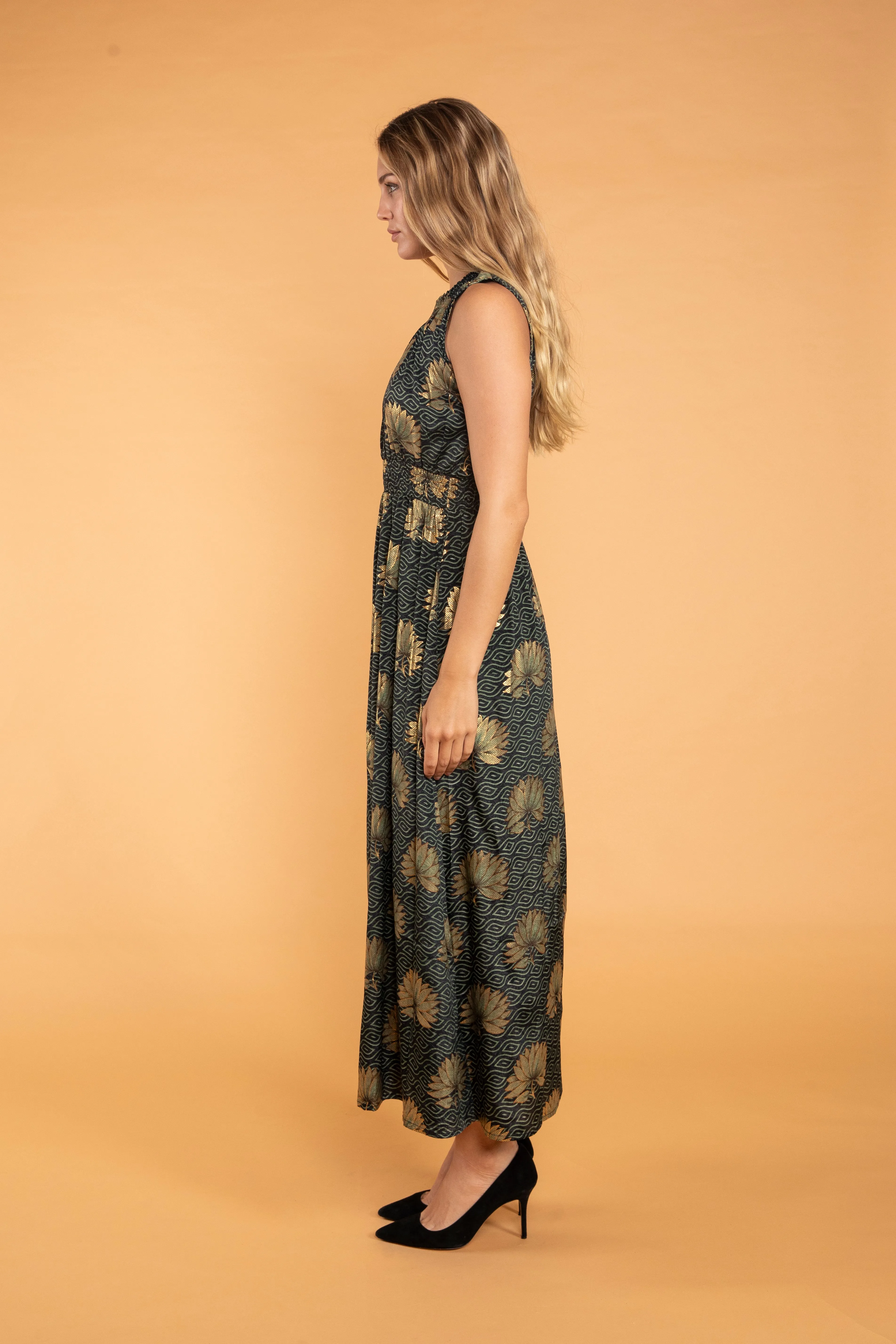 Aditi Sleeveless Maxi Dress