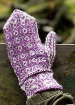 Aslaug mitten pattern