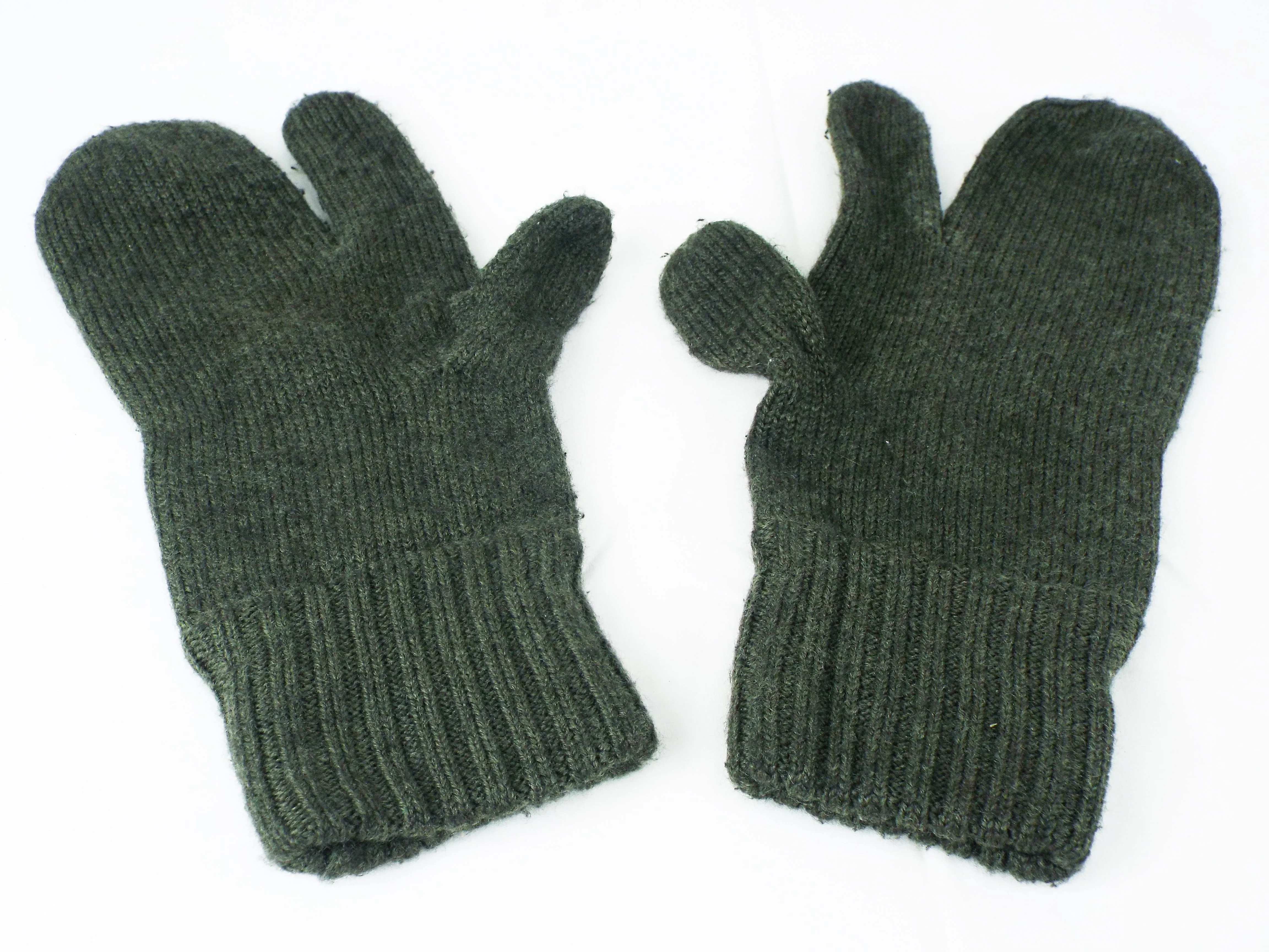 Austrian - 85% Wool Mothproof Green Mittens - Grade 1