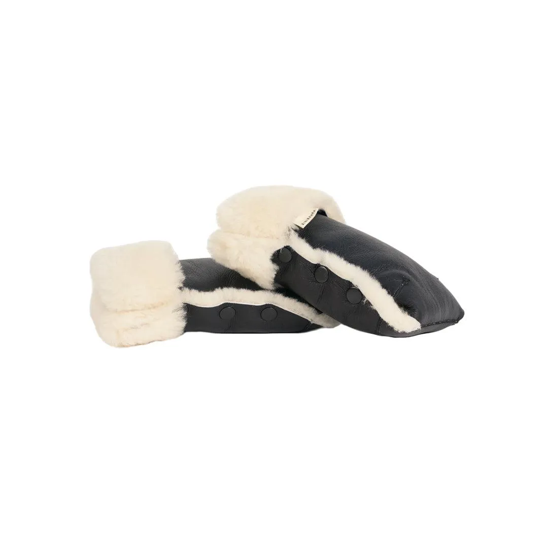 BINIBAMBA Coated Sheepskin Buggy Mittens - Noir   Milk