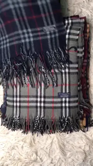 Custom handpick 10 pieces  of burberry scarves