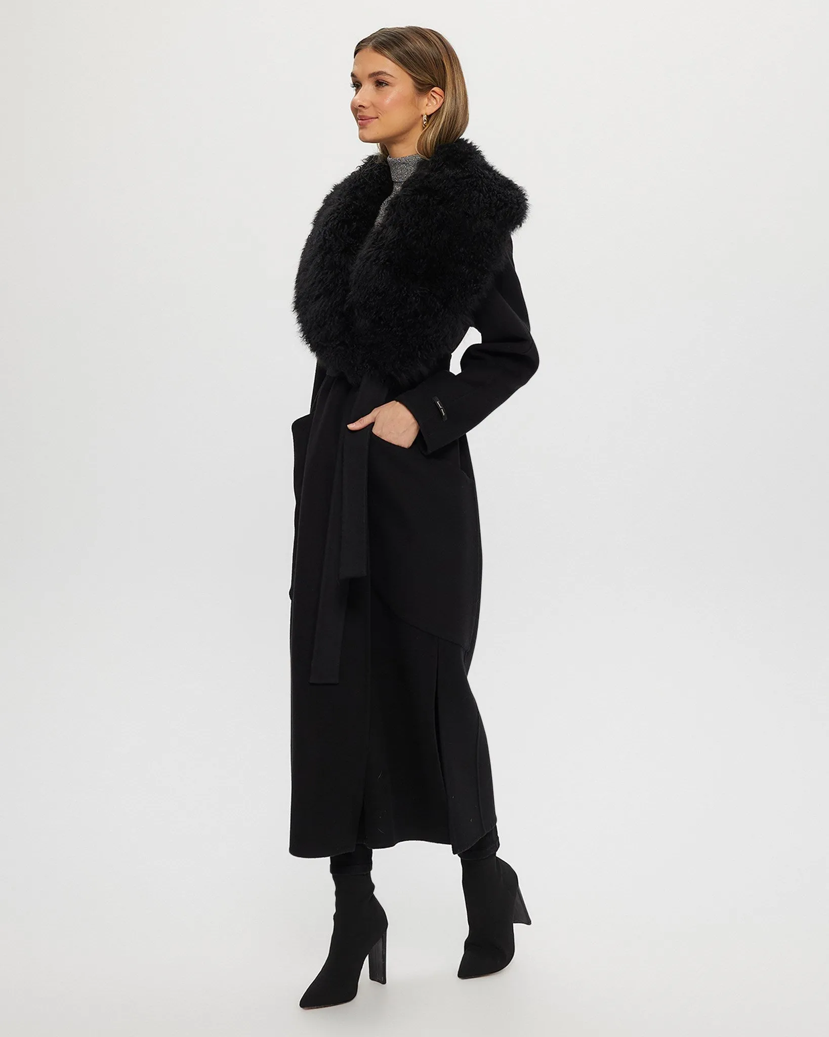 Double Face Loro Piana Cashmere & Wool Coat with Det. Select Cashmere Goat Collar, Belt