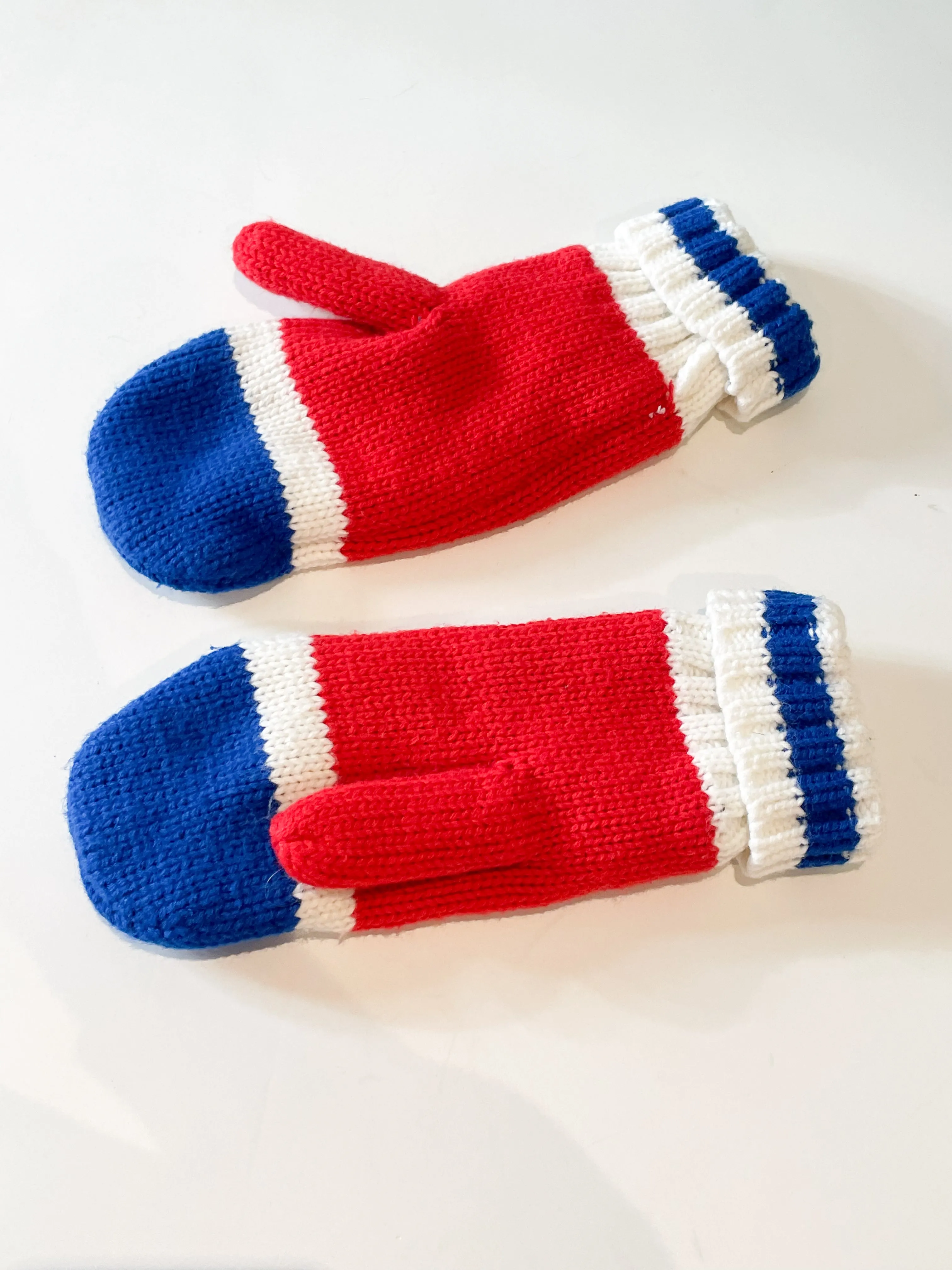 Kitchener Rangers Embroidered Red Blue Stripe Fleece Lined Mittens