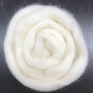 30g BFL Wool Roving, Feltable